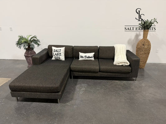 Gus Modern Chaise Sectional