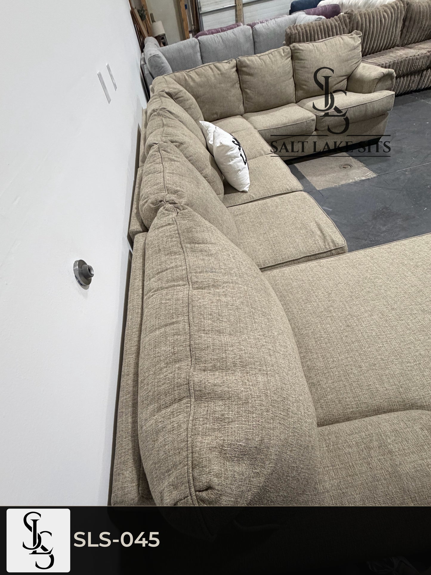 Large U-Shaped Sectional