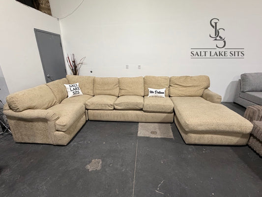 Oversized U-Shape Boucle Sectional